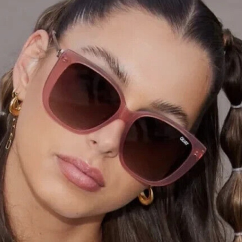 Quay Ever After Sunglasses - Picture 5 of 13